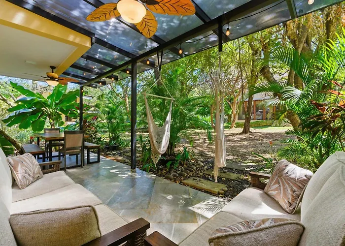 Snorkel Paradise Condo, Pool, Steps To The Holiday home *